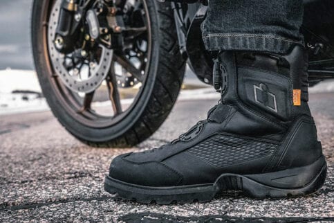 Icon 1000 Stormhawk boot