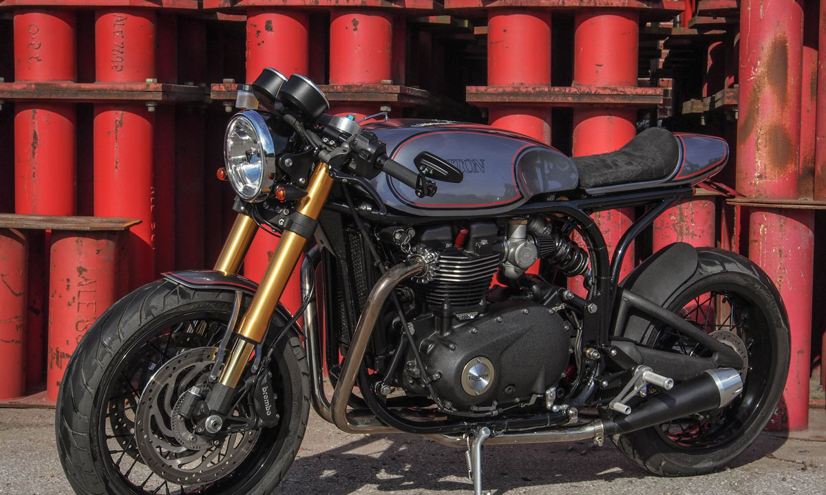 Thruxton featherbed cafe racer